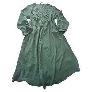 BloomChic Dark Green Twill Pleated Dress NWOT